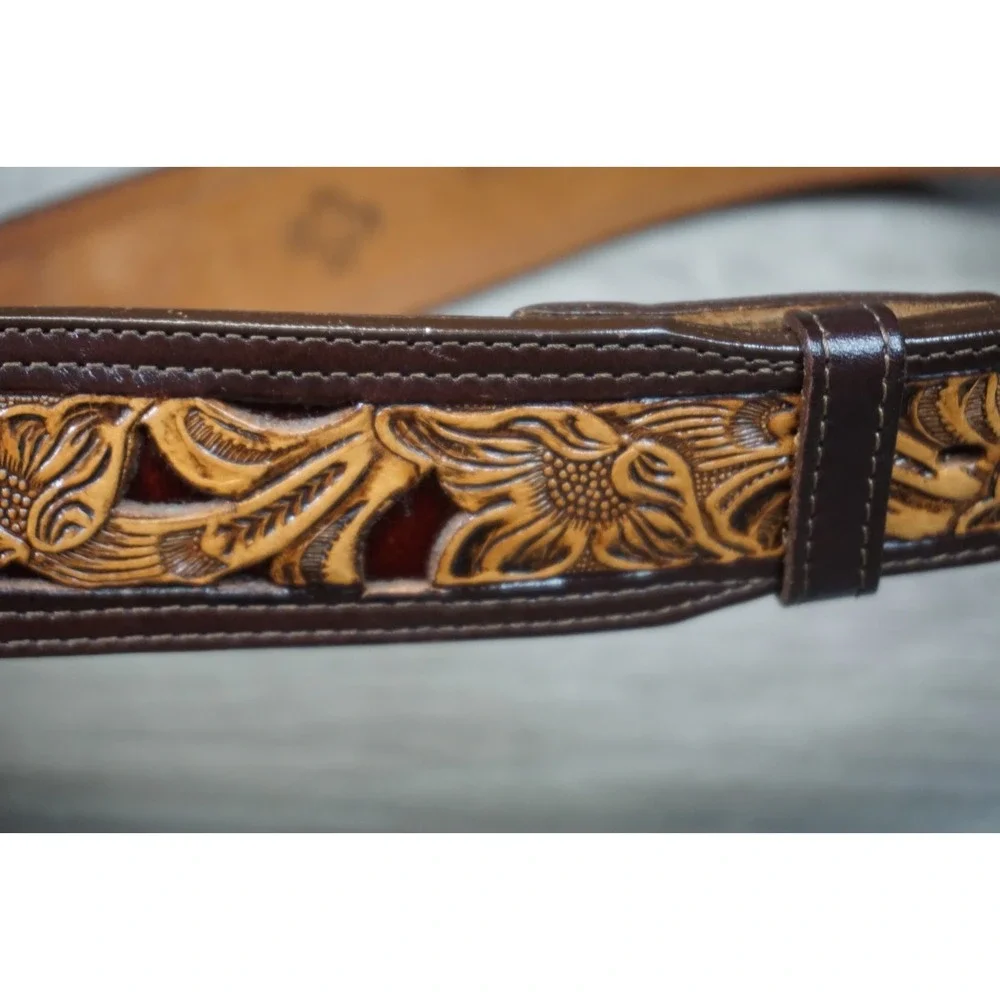 Vintage Yoakum Texas Tooled Custom Floral Leather Belt Brown Tan Western Cowboy